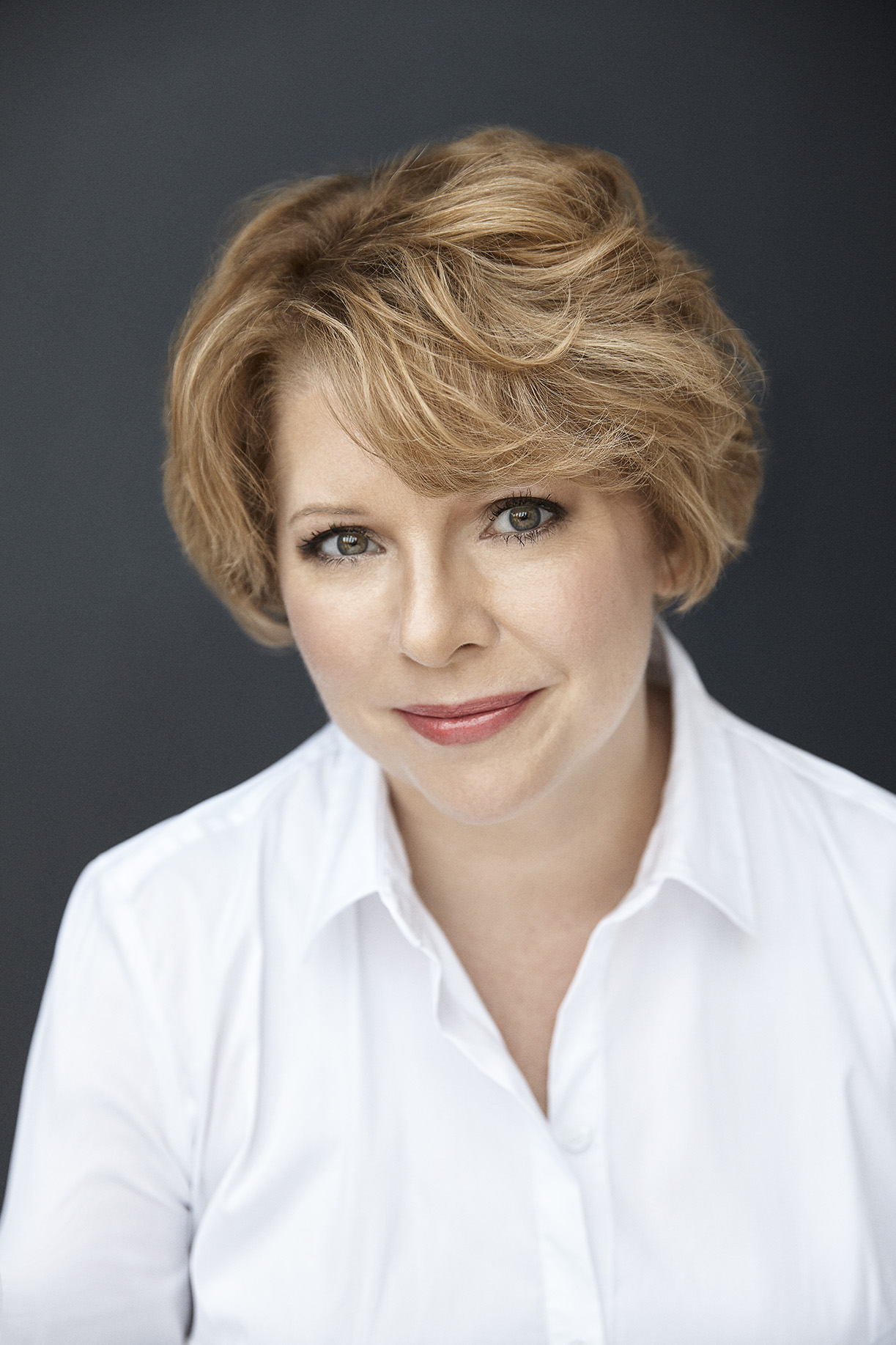 MelanieBenjamin_credit Deborah Feingold